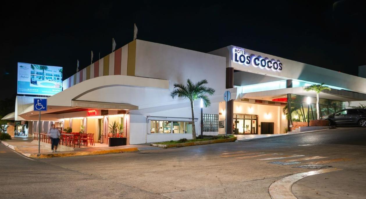 Hotel Los Cocos Τσετουμάλ Εξωτερικό φωτογραφία